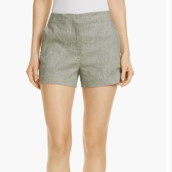 NWOT Theory Size 6 Light Gray Linen-Lyocell-Elastane 4 1/2” Shorts